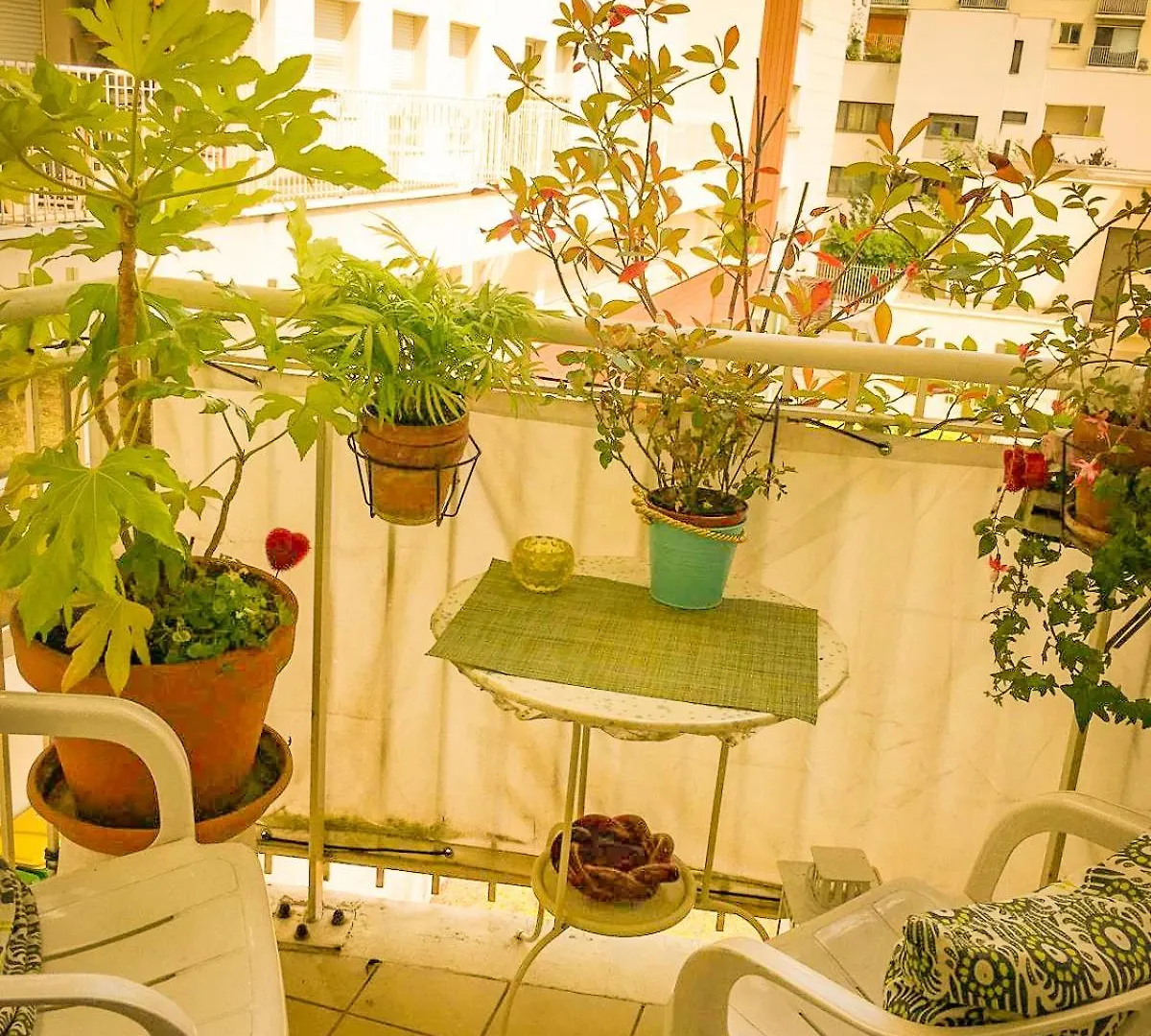 Double Room With Balcony Paris Bed & Breakfast