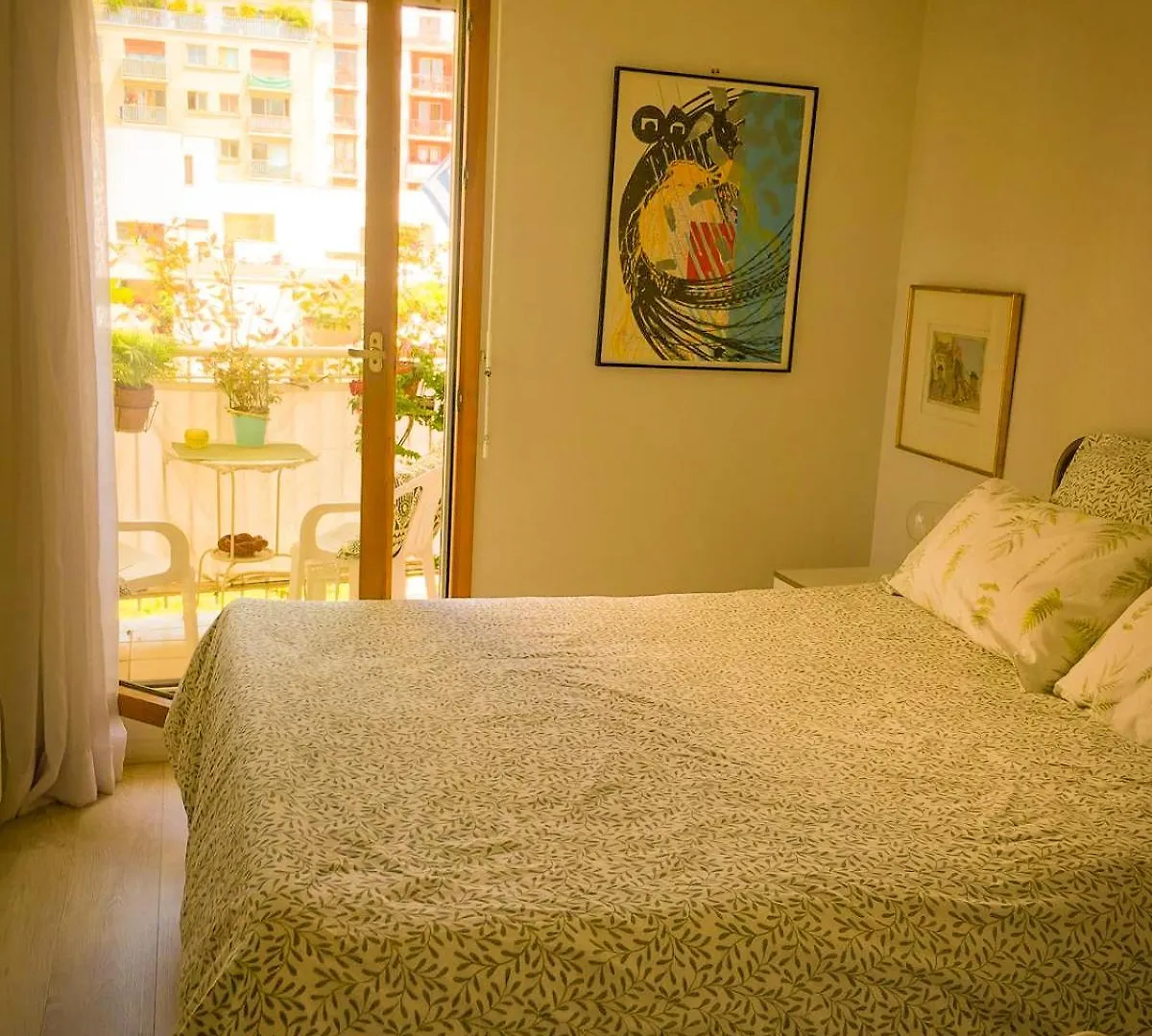 Double Room With Balcony Paříž