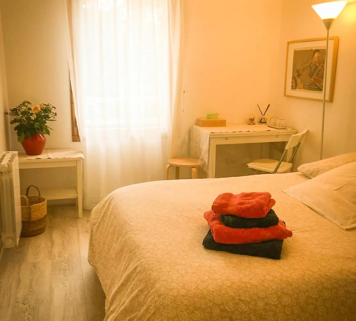 Bed & Breakfast Double Room With Balcony Paříž