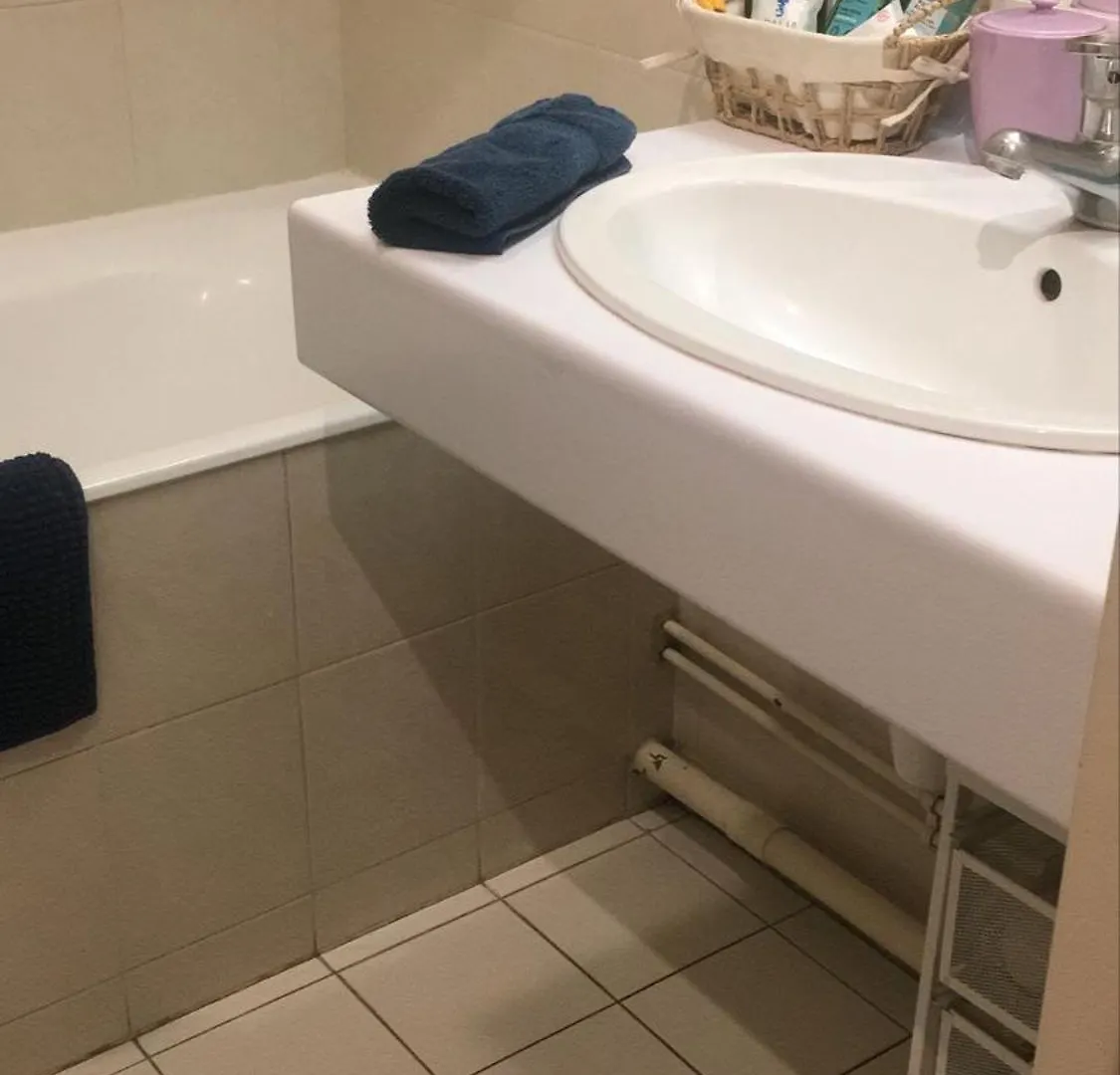 Double Room With Balcony Paris Bed & Breakfast